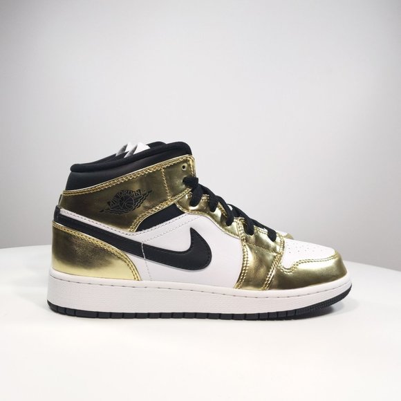 Jordan Other - Air Jordan 1 Mid SE 'Metallic Gold'